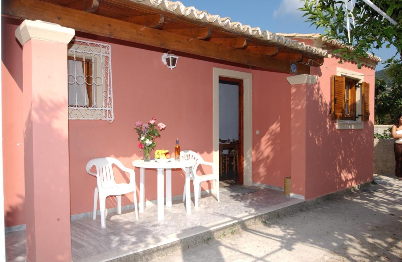 Amalia Cottages Agios Gordios  Exterior foto